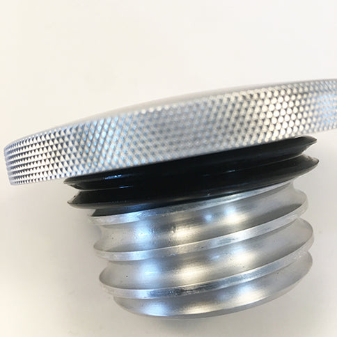 Low-Profile Gas Cap